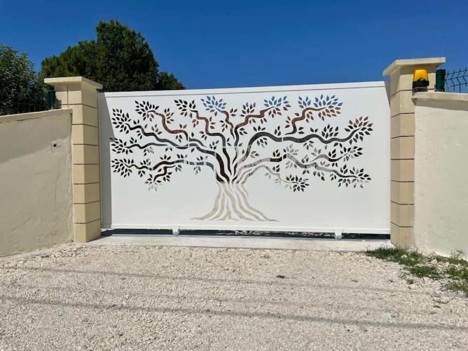 Gite L' Arbre De Vie Apartment Les Essards  Exterior photo